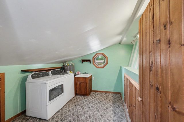 3554 Miller Road, Bay City, MI 48706