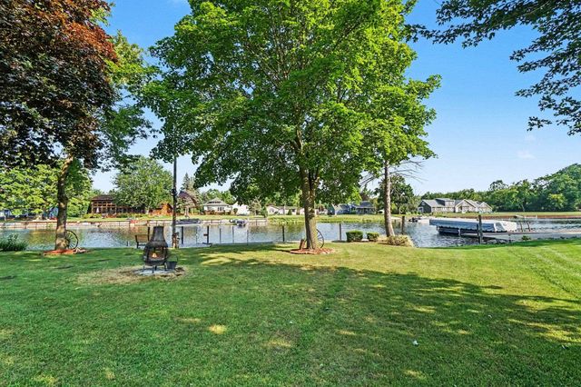 3554 Miller Road, Bay City, MI 48706