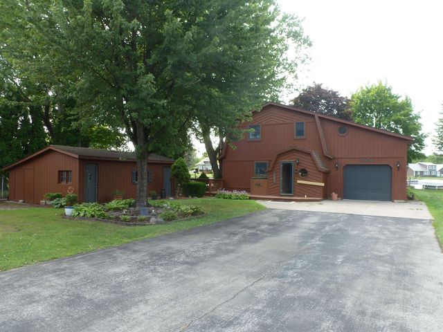 3554 Miller Road, Bay City, MI 48706