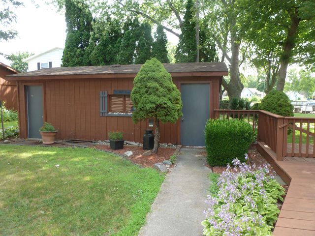 3554 Miller Road, Bay City, MI 48706