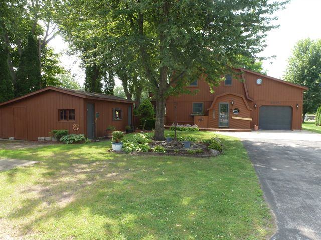 3554 Miller Road, Bay City, MI 48706
