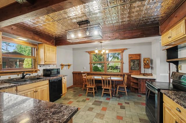 3554 Miller Road, Bay City, MI 48706