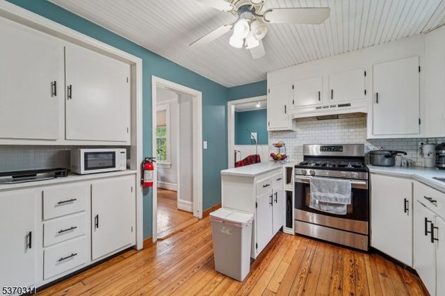 25 E Munson Ave, Dover Town, NJ 07801