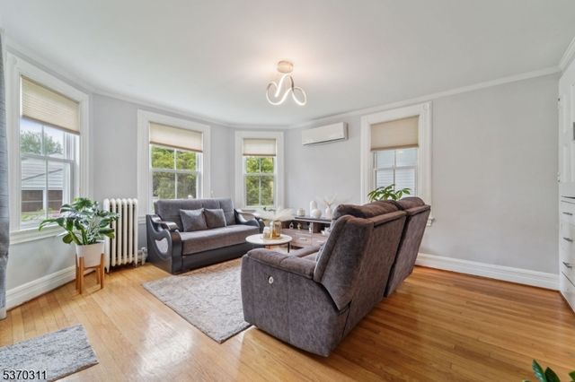 25 E Munson Ave, Dover Town, NJ 07801