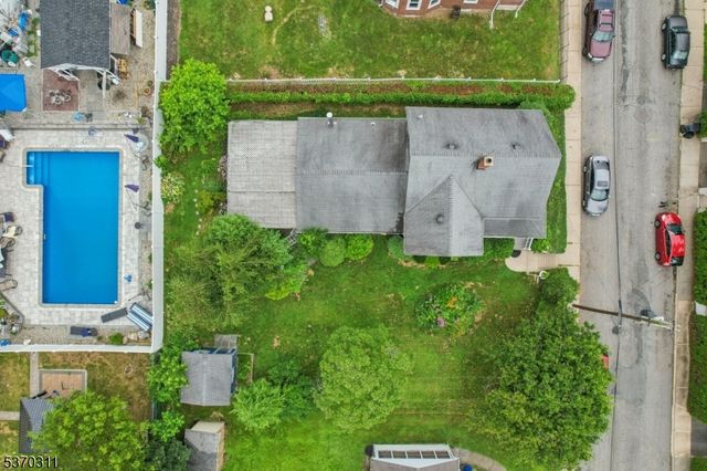 25 E Munson Ave, Dover Town, NJ 07801