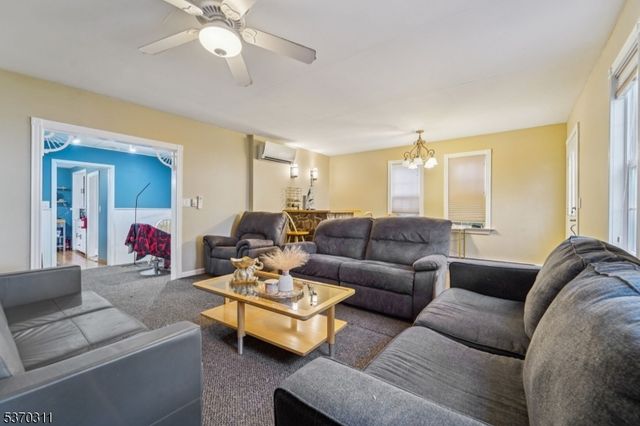 25 E Munson Ave, Dover Town, NJ 07801