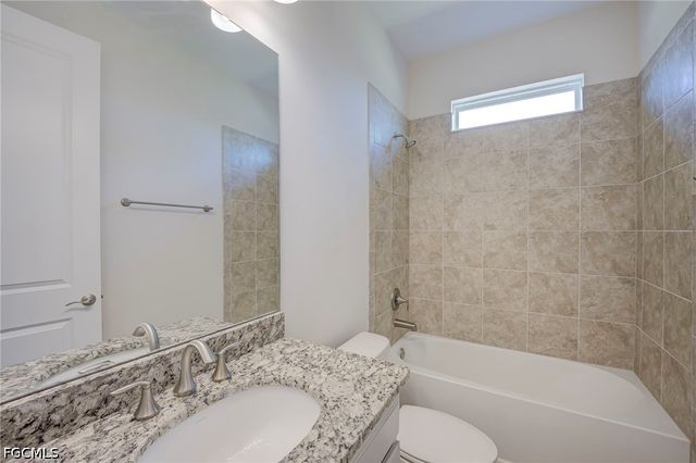 18217 Everson Miles CIR, North Fort Myers, FL 33917