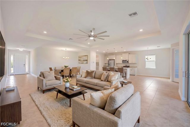 18217 Everson Miles CIR, North Fort Myers, FL 33917
