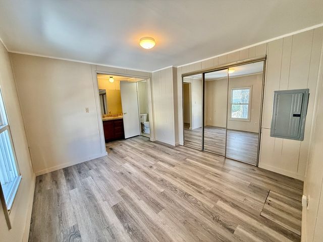 141 Edbert St, Chicopee, MA 01020