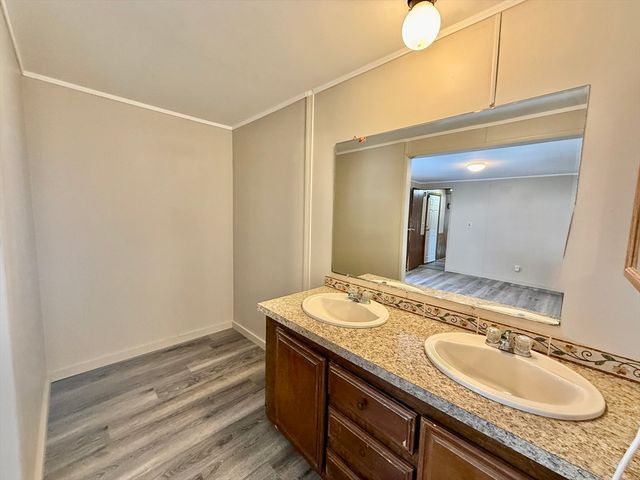 141 Edbert St, Chicopee, MA 01020