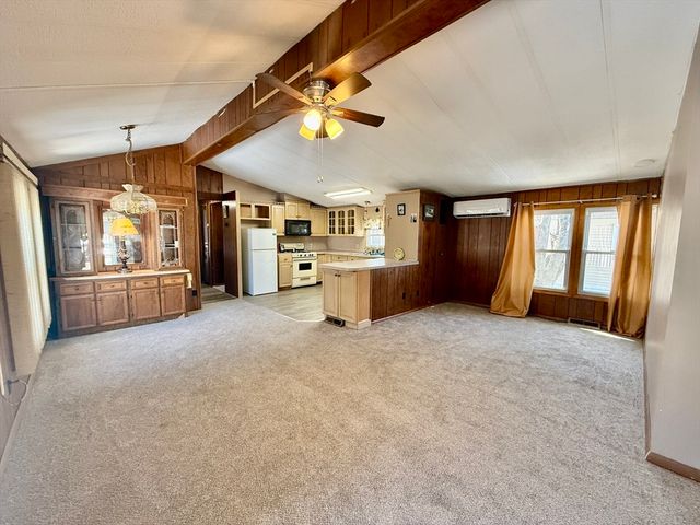 141 Edbert St, Chicopee, MA 01020