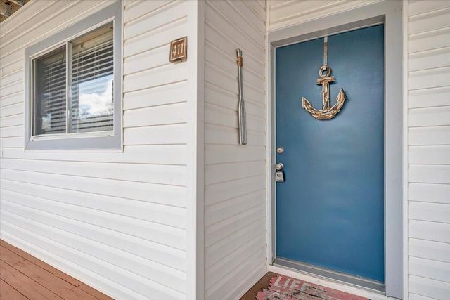 1089 Bluewater Dr Unit 411, Moneta, VA 24121