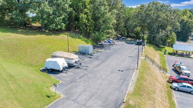 1089 Bluewater Dr Unit 411, Moneta, VA 24121