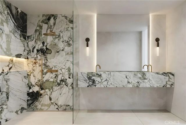 3267 Mountain View, Los Angeles, CA 90066