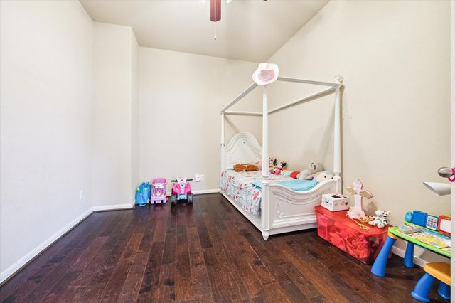 7304 Valentine Lane, Pearland, TX 77584