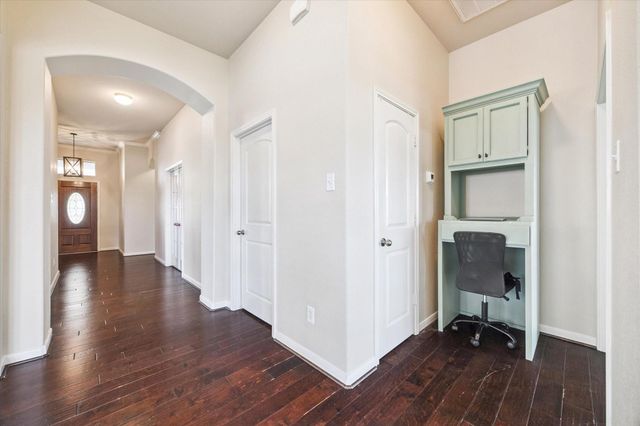 7304 Valentine Lane, Pearland, TX 77584