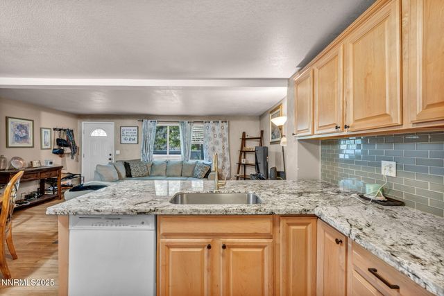 1529 E Long Street, Carson City, NV 89706
