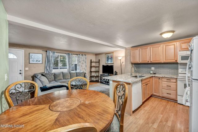 1529 E Long Street, Carson City, NV 89706