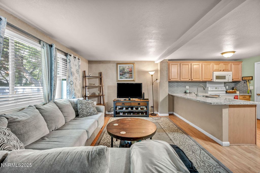 1529 E Long Street, Carson City, NV 89706