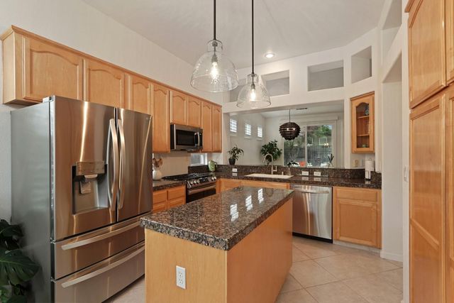 2615 Magnolia Ct, Lodi, CA 95242