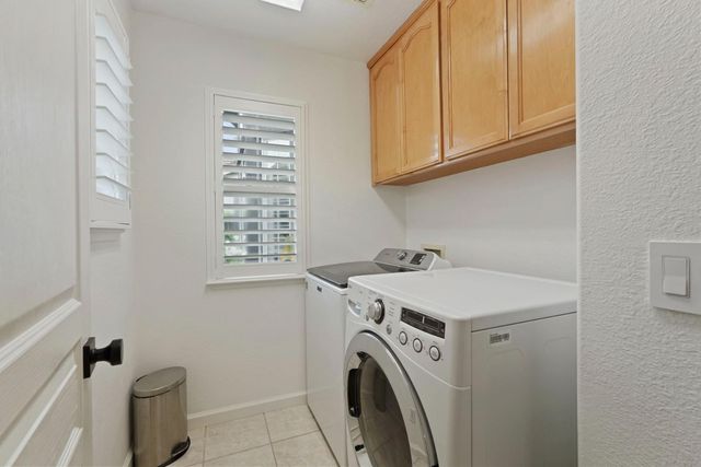 2615 Magnolia Ct, Lodi, CA 95242
