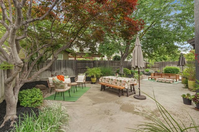 2615 Magnolia Ct, Lodi, CA 95242