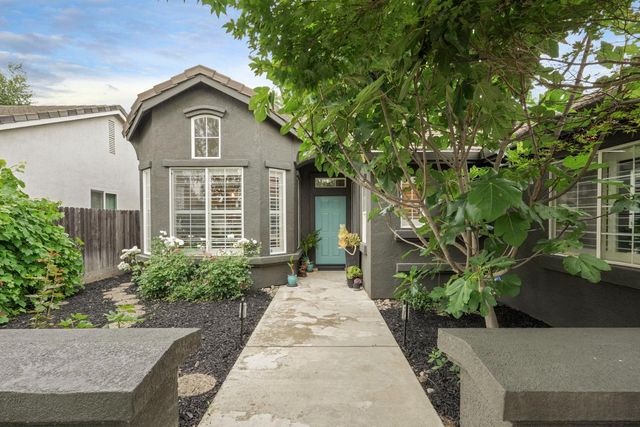 2615 Magnolia Ct, Lodi, CA 95242