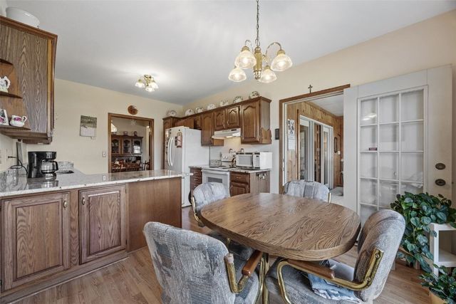 4745 Westchester Drive NE A, Cedar Rapids, IA 52402