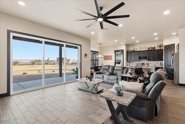 3655 E Graythorn Way, Coolidge, AZ 85128