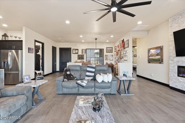 3655 E Graythorn Way, Coolidge, AZ 85128