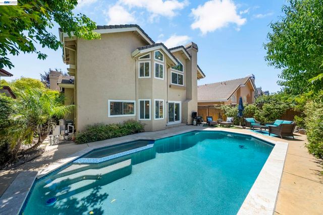 3411 Park Pl, Pleasanton, CA 94588