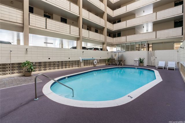 1624 Kanunu Street PHA, Honolulu, HI 96814