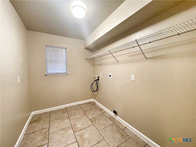 364 Starling Creek, New Braunfels, TX 78130