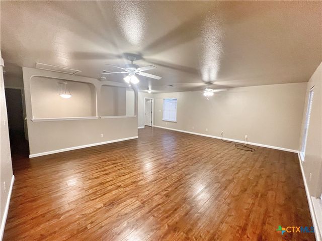 364 Starling Creek, New Braunfels, TX 78130