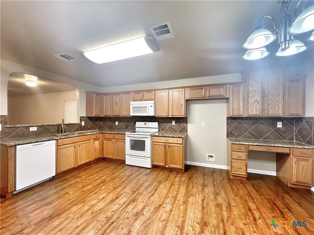 364 Starling Creek, New Braunfels, TX 78130
