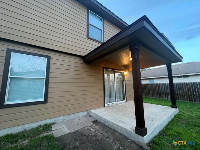 364 Starling Creek, New Braunfels, TX 78130