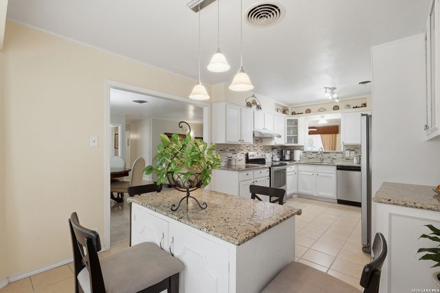 730 INDIGO ST, San Antonio, TX 78216