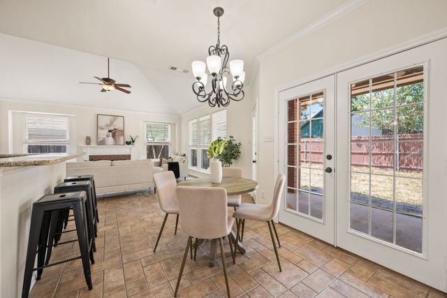 9045 Tyne Trail, Fort Worth, TX 76118