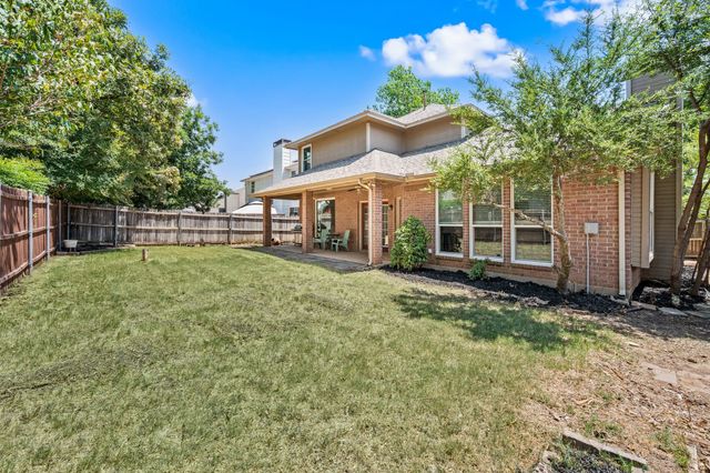 9045 Tyne Trail, Fort Worth, TX 76118