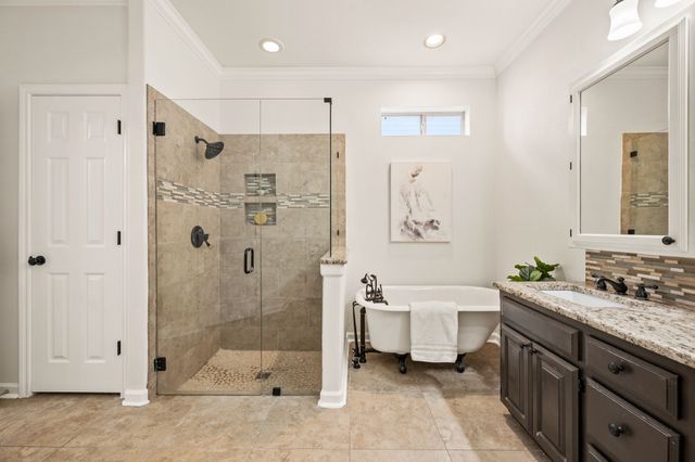 9045 Tyne Trail, Fort Worth, TX 76118