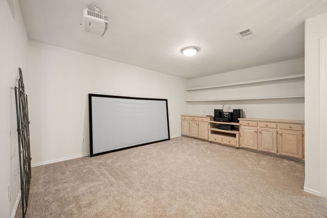 9045 Tyne Trail, Fort Worth, TX 76118