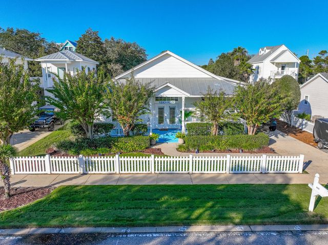 4497 Clipper Cove, Destin, FL 32541