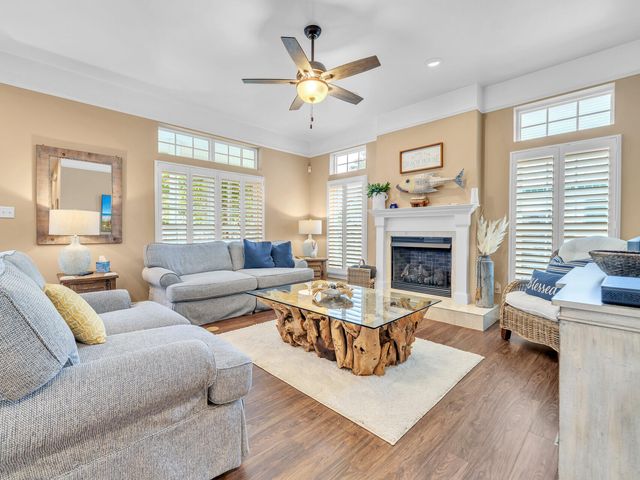 4497 Clipper Cove, Destin, FL 32541