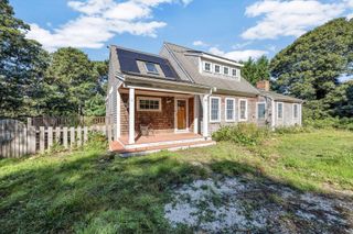 81 Northwest St, Eastham, MA 02642