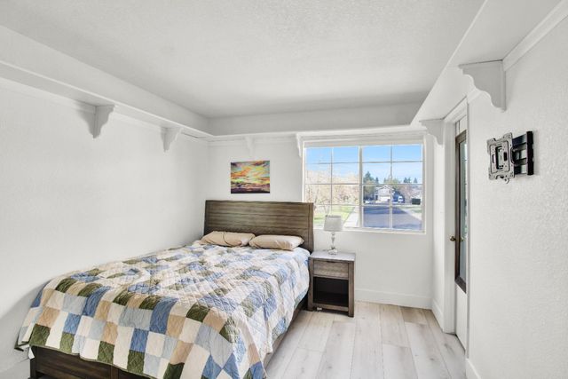 8314 Windwood Way, Elk Grove, CA 95758