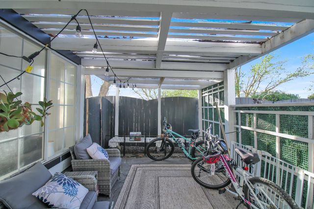 8314 Windwood Way, Elk Grove, CA 95758