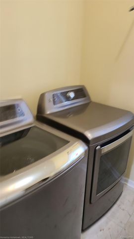 11133 Hannah Jane Drive, Handy Township, MI 48836