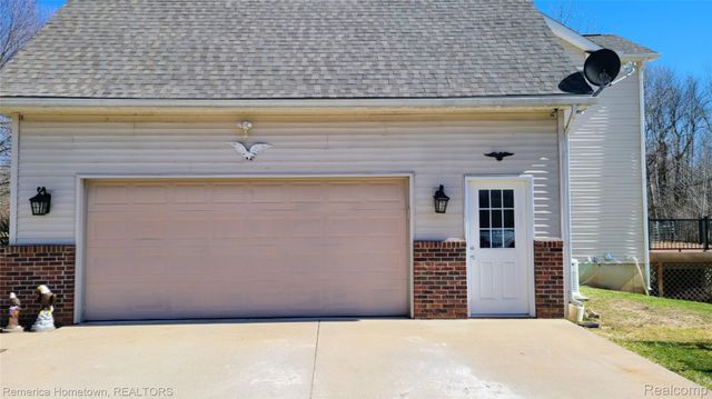 11133 Hannah Jane Drive, Handy Township, MI 48836