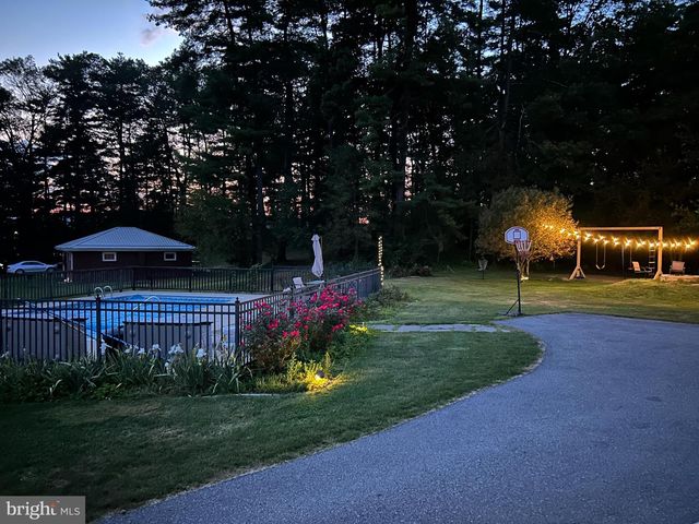 1329 ZION RD, Bellefonte, PA 16823