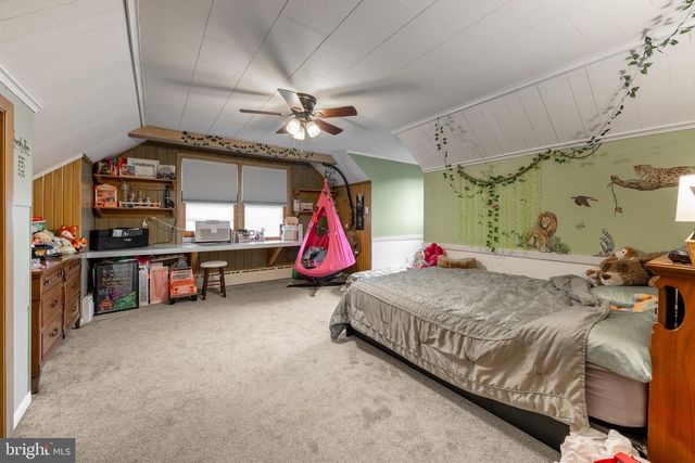 1329 ZION RD, Bellefonte, PA 16823